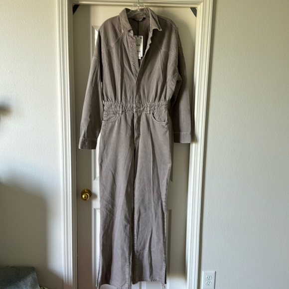 Zara Denim Overall - Picture 1 of 6